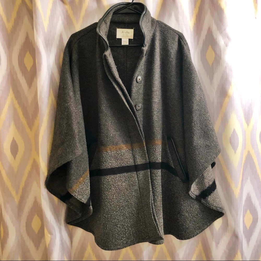 WOOL CAPE